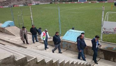 La cancha no esta bien