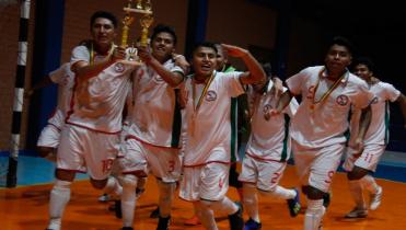La Paz se coronó en futsal