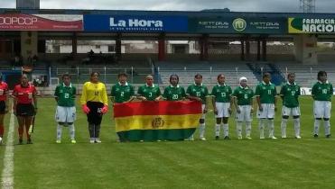 Las chicas también tienen que esperar