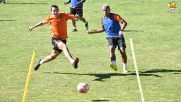 Los refuerzos se hacen esperar