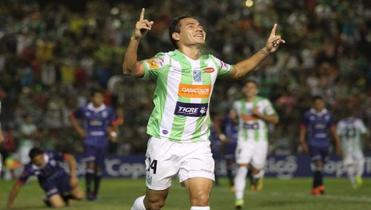 Mojica se queda en Oriente