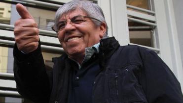 Moyano decide también