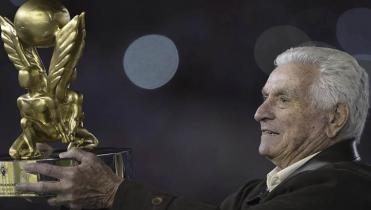 Murió Amadeo Carrizo