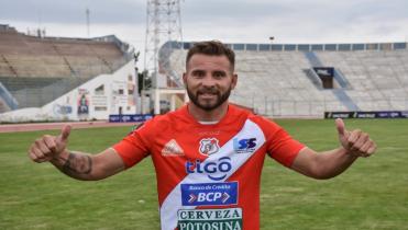 Nacional golpea primero