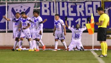 No está muerto quien pelea