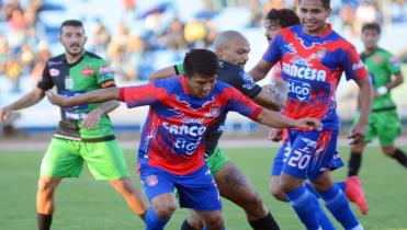 Oriente de local contra la U