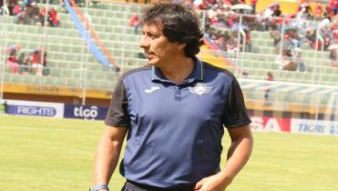 Peña listo para Sucre