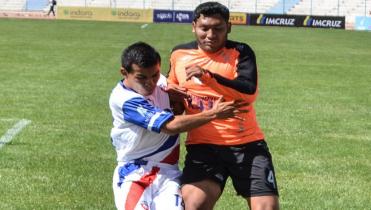 Por el pase a primera