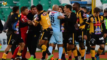 Quieren que Farías se disculpe