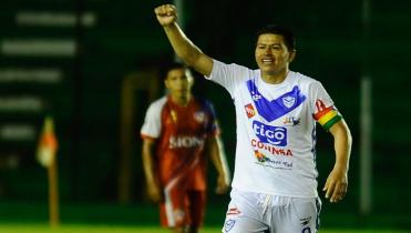 Saucedo al frente