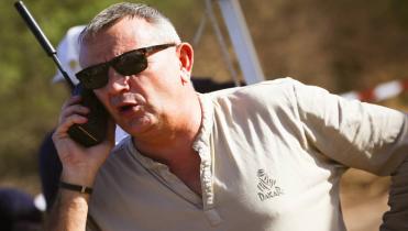 Se fue  Etienne Lavigne