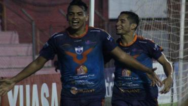 Sport Boys fuera de peligro 