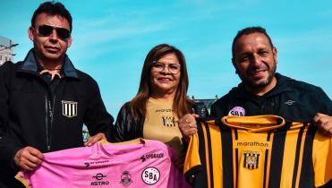 SPORT BOYS VS THE STRONGEST en la Radio