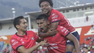 Sufrida victoria del campeón