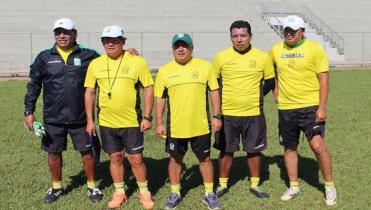 Takeo dirige en La Paz