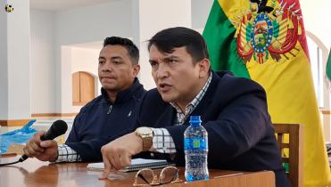 Terrazas reconoce deudas