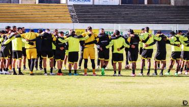 The Strongest regresó a las prácticas 