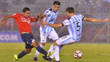 Tucumán recibe al Rojo