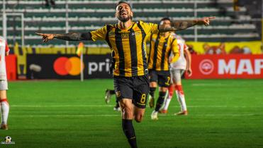 Una victoria casi de visitante