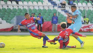 Universitario no puede fallar ante Bolívar