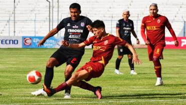 Universitario sacó un punto de Oro en la Simón Bolívar
