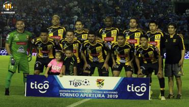 Uno X Uno contra Blooming