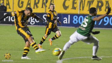 Uno X Uno frente a Petrolero