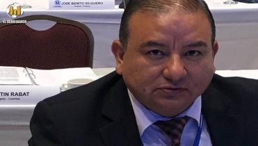 Uribe el nuevo Director Ejecutivo