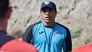 Vigevani prueba un 4-2-3-1