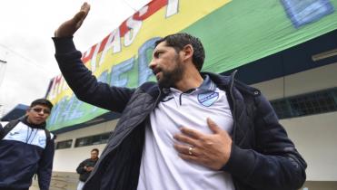 Walter emocionado dijo adiós