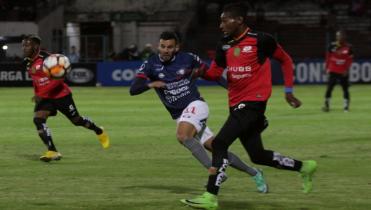 Wilster va por el pase