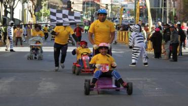 XIX carrera de cochecitos sin motor 