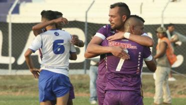 Zamora debutó con triunfo