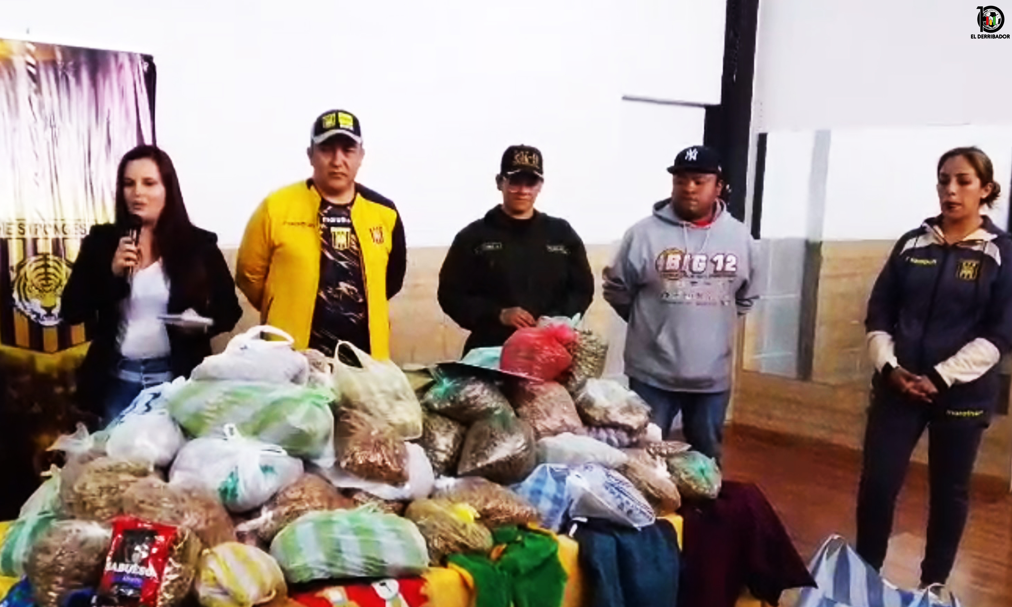 Terrazas entrega donación a los albergues