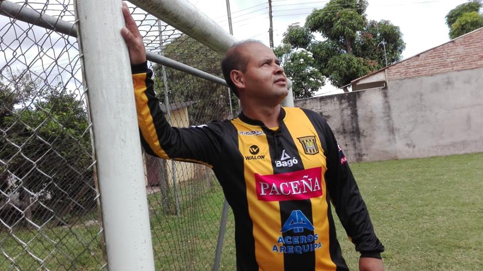 Tigre a la distancia