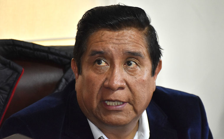 Un lunes sin soluciones