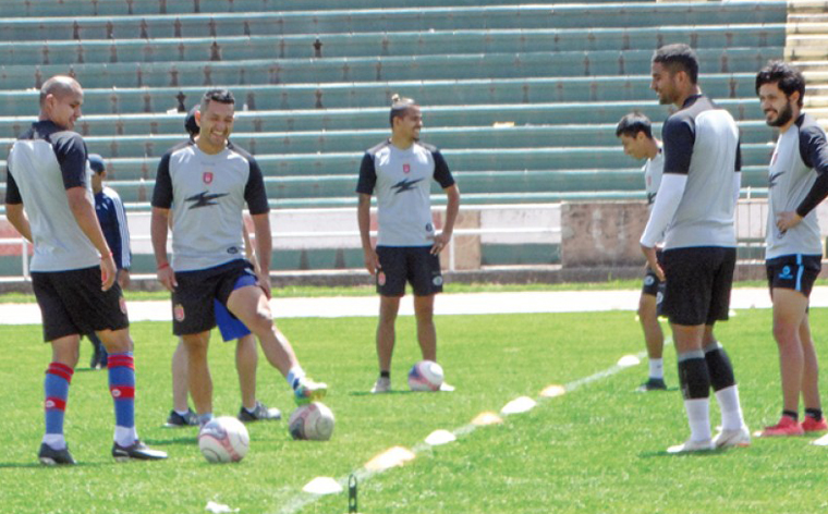 Universitario espera informe 