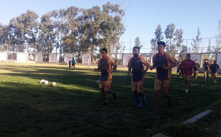 Universitario va por el Campeón