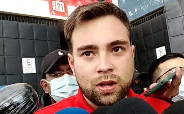 Villa Ingenio con luminarias 