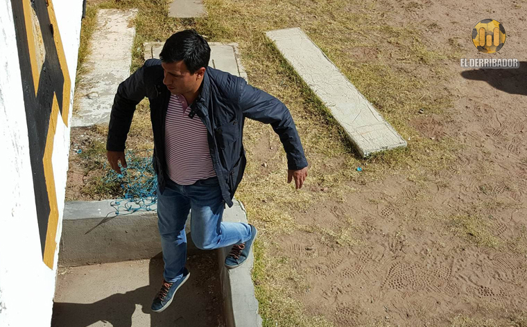 Vuelve Farías