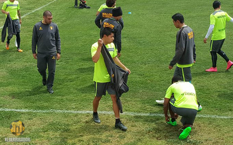 Wayar y Bejarano lesionados