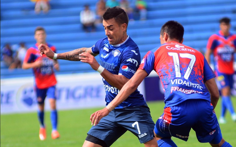 Wilster visita Sucre