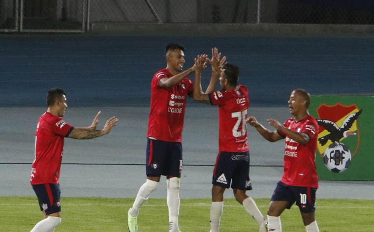 Wilstermann propinó una goleada