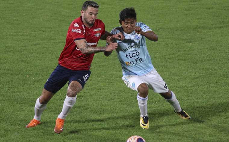 Wilstermann y Aurora empataron 