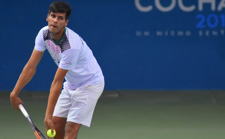 Zeballos sigue firme